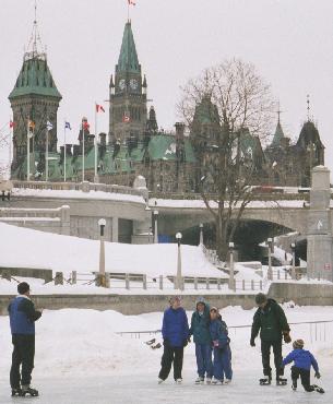 The Canadian Parliament buildings
dominate the east end of Ottawa's Rideau Canal